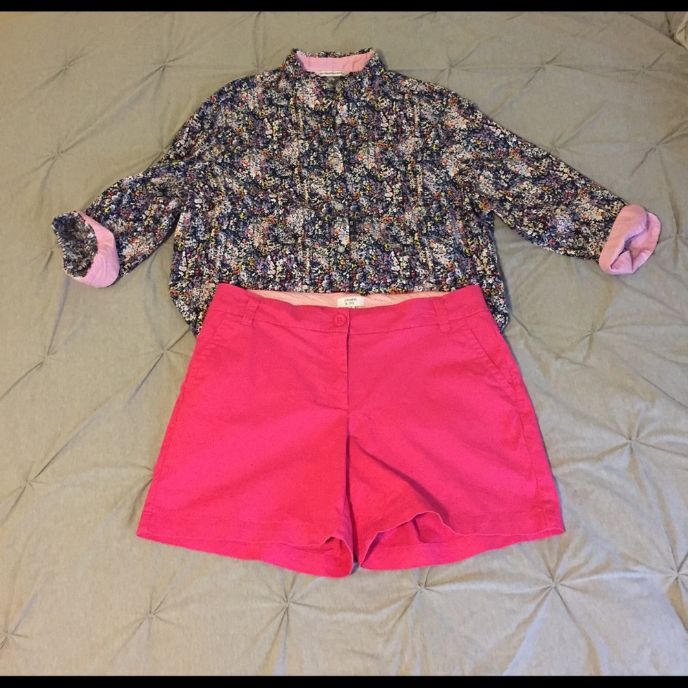 Crown & Ivy chino shorts